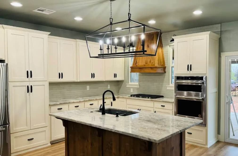Modern kitchen layout and lighting